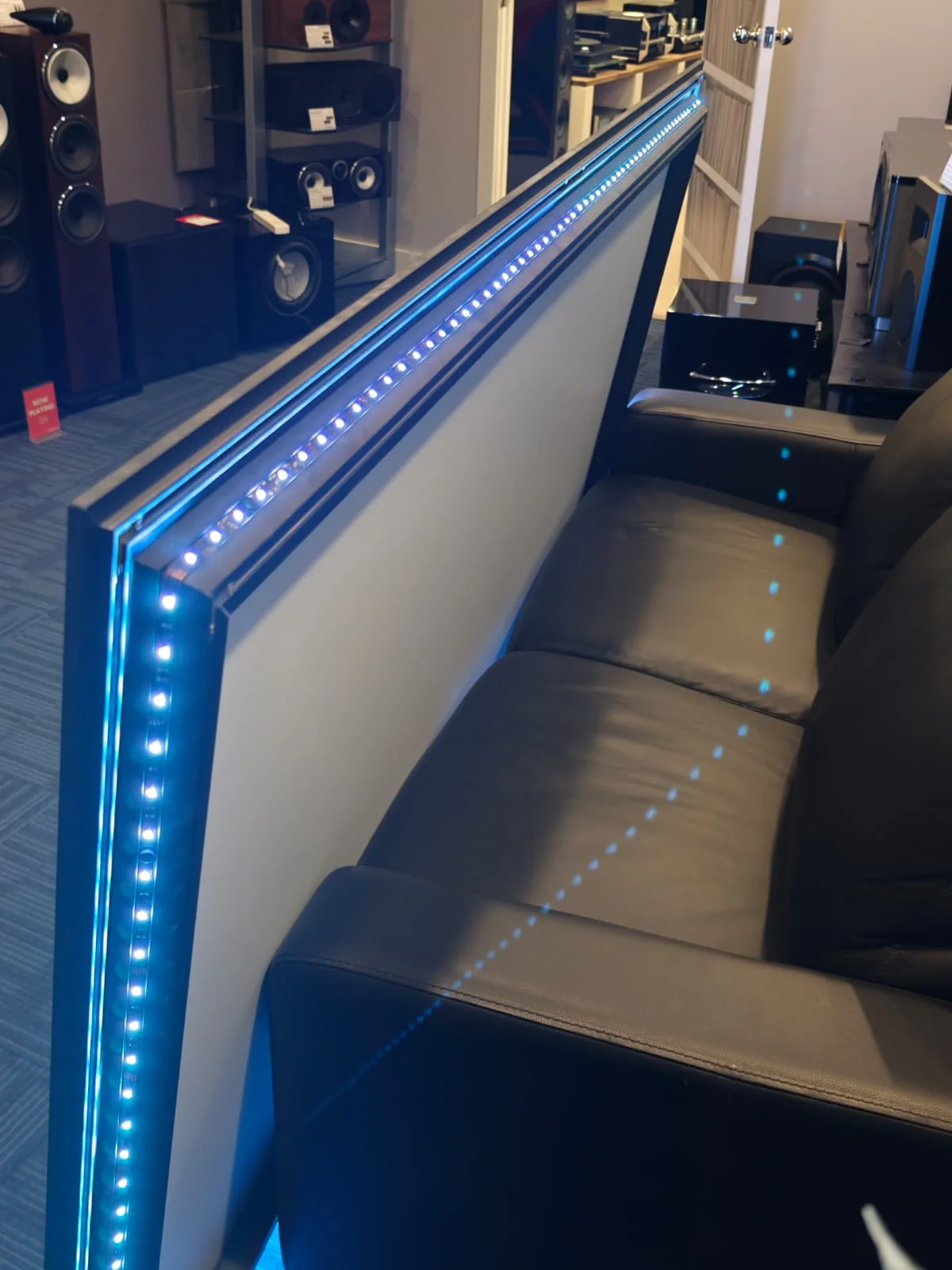 Screen Innovations Fixed Frame 96" Black Diamond w/ Led Lights Ex-Display - Image 3